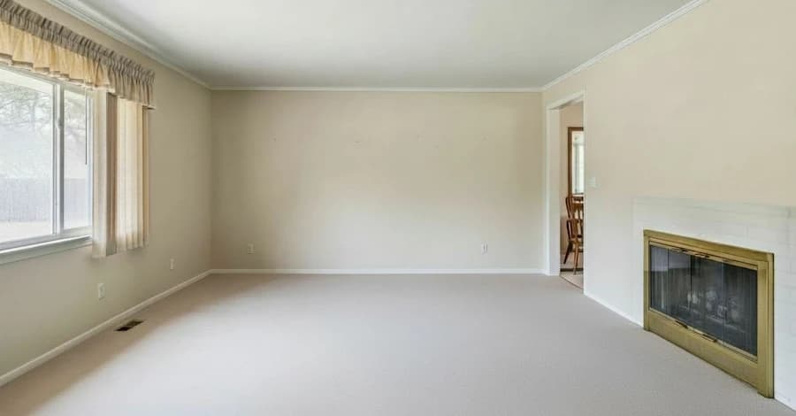 Room after decluttering and furniture removal